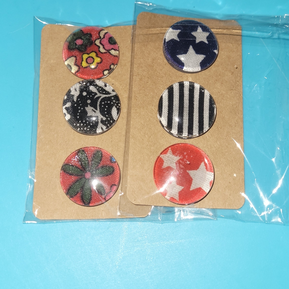Colorful Patterned Button Set